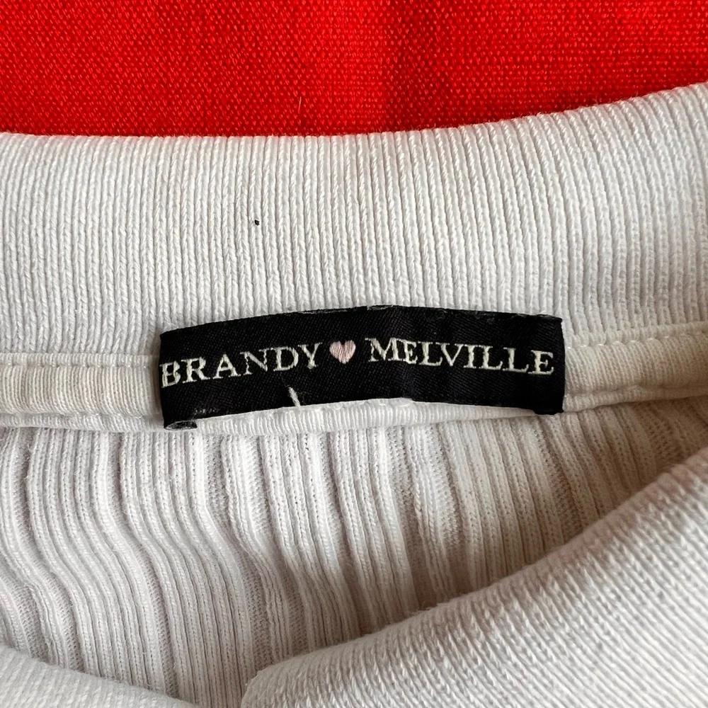 Brandy Melville White Button Down Shirt - Picture 3 of 4